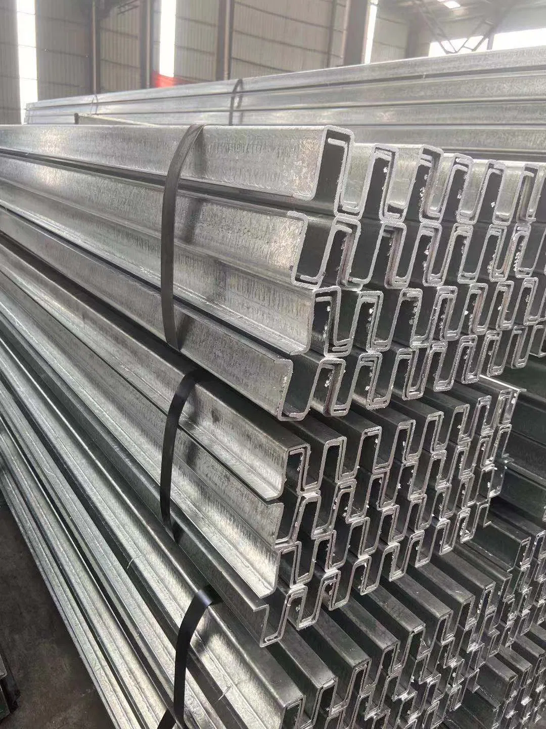 Galvanized Steel Drywall Suspended Ceiling Metal Furring Channel Light Galvanized Furring Channel of Omega Profile