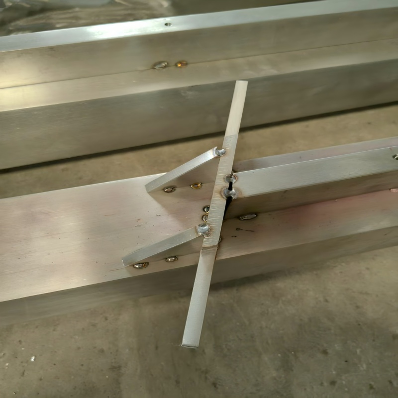 High-Strength Metal Steel Fence Post for Public Safety Zones