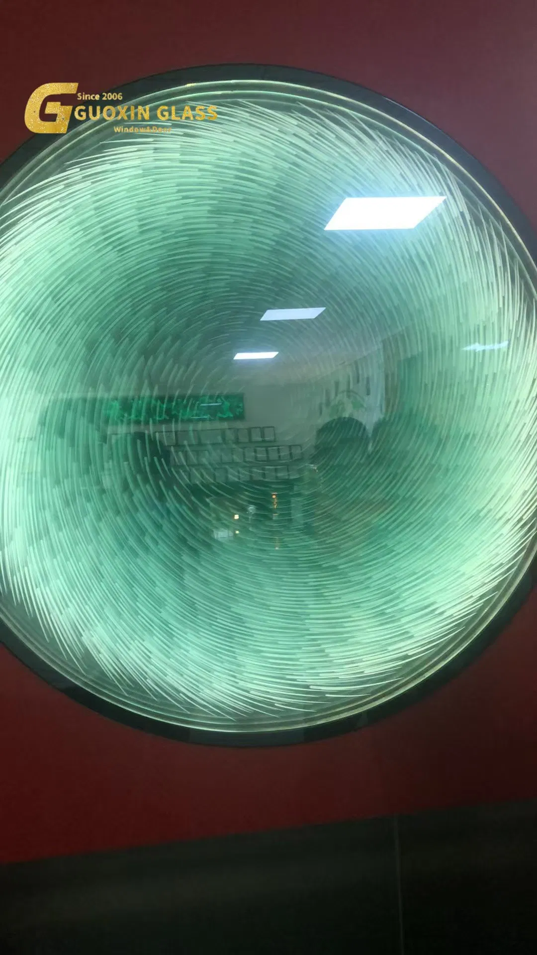Premium Curved LED Laser Carved Glass for 3D Optical Displays