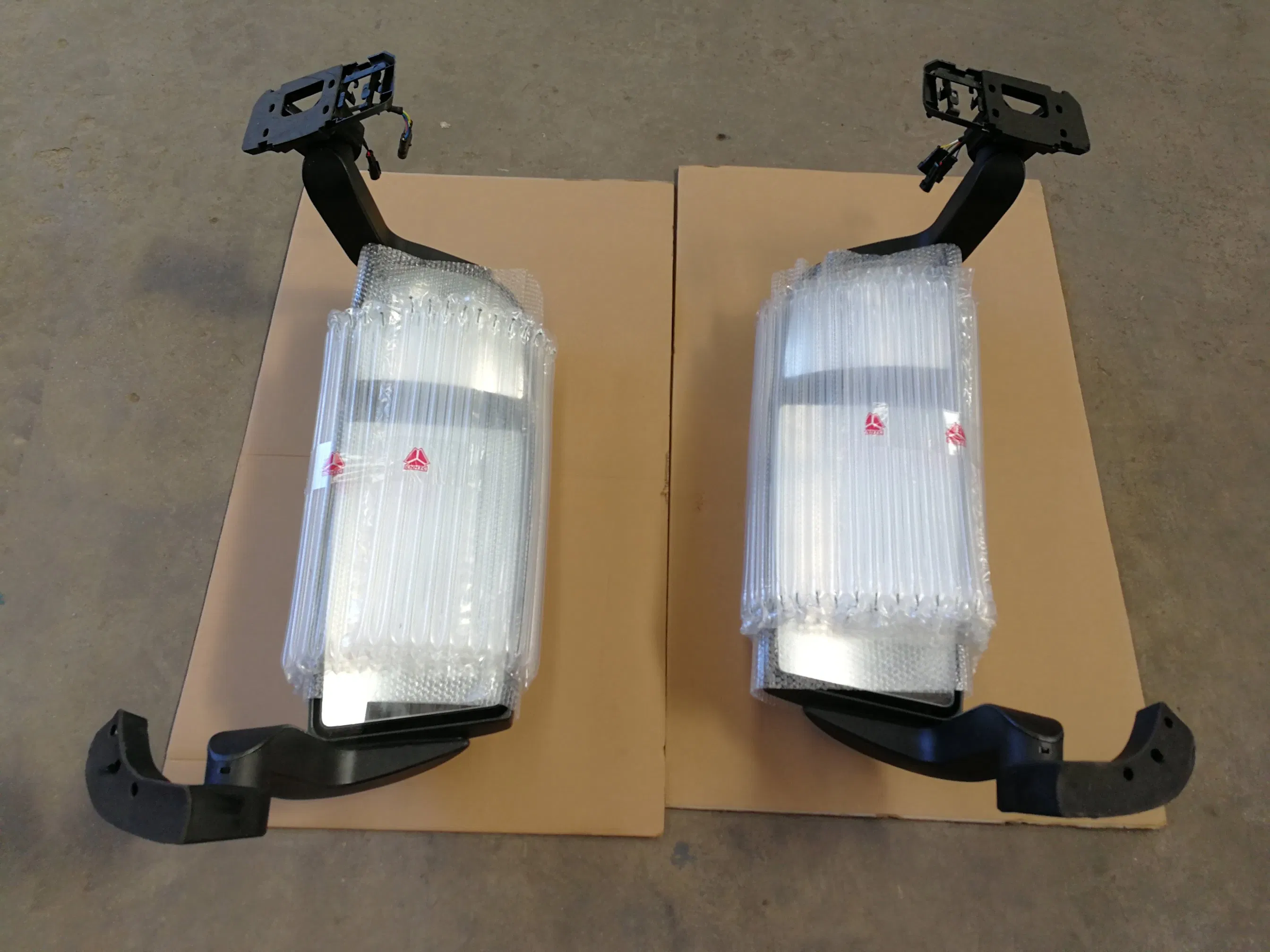 Sinotruk HOWO T7H Left Rearview Mirror Assembly