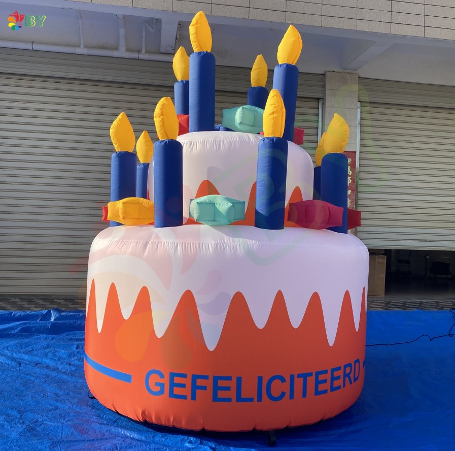Outdoor Birthday Party Decoration Inflatable Cake with Sarah Balloon Holland Cartoon Doll for Ouwe Taart