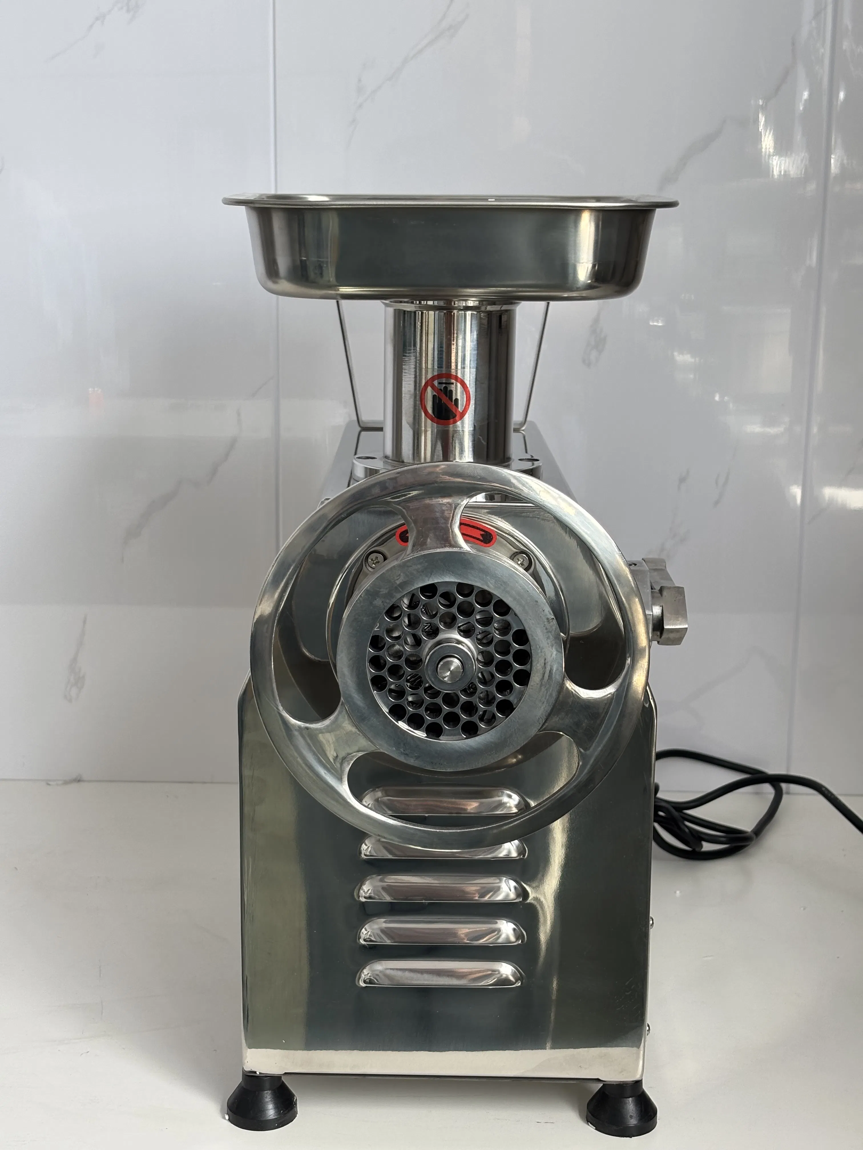 Efficient Meat Mincer and Grinder with Gear Transmission for Home Use