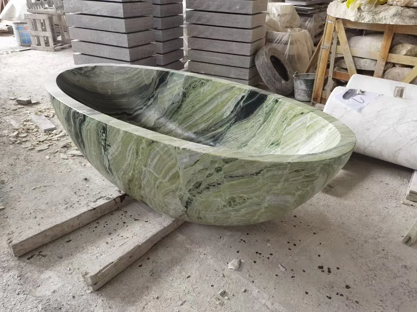 Natural Green Stone Marble Solid Marble Bathtub