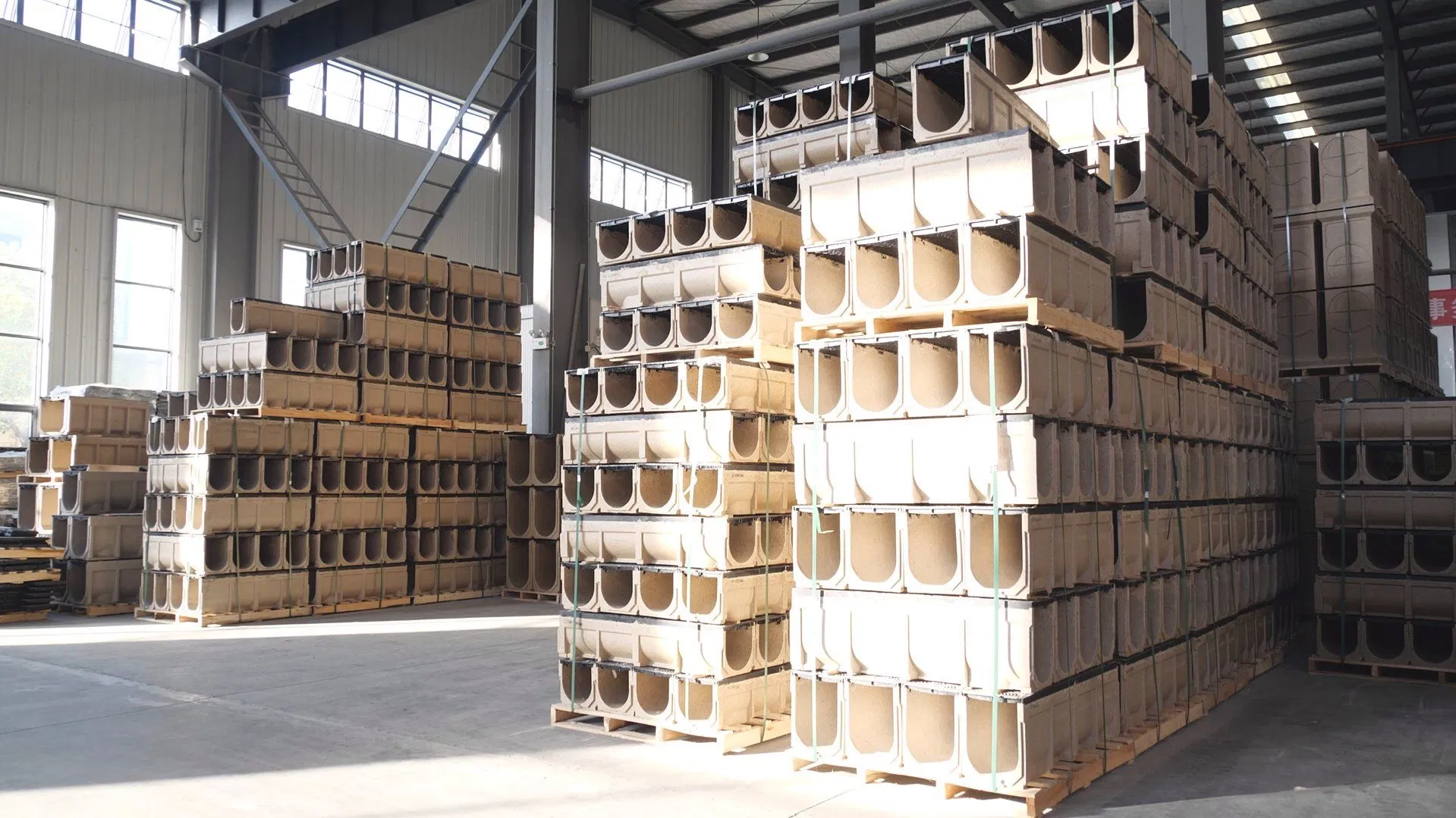 Durable Resin Concrete Drainage Channel for Heavy Traffic Areas