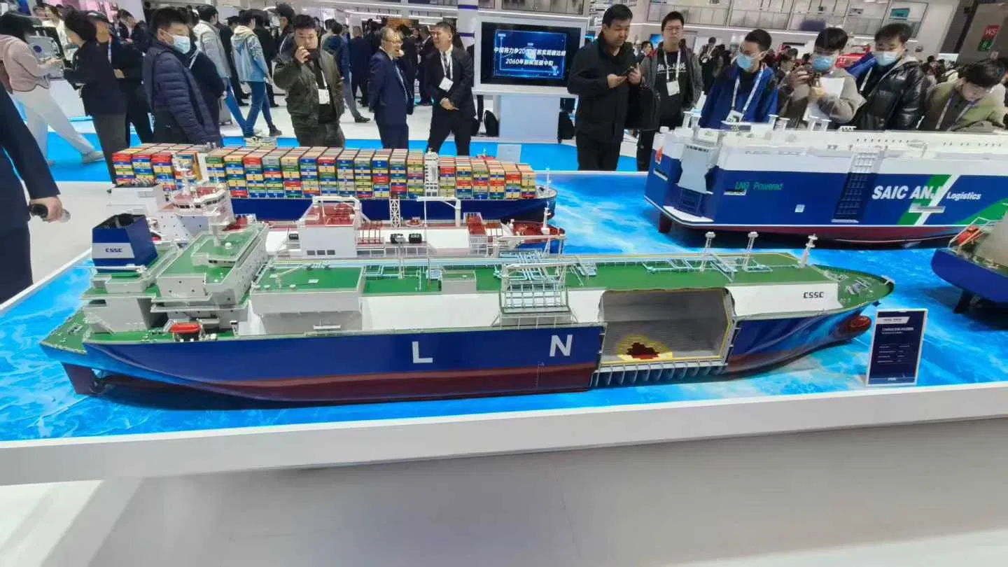 Exquisite Production of Cargo Ship Models, Suitable for Ship Model Enthusiasts