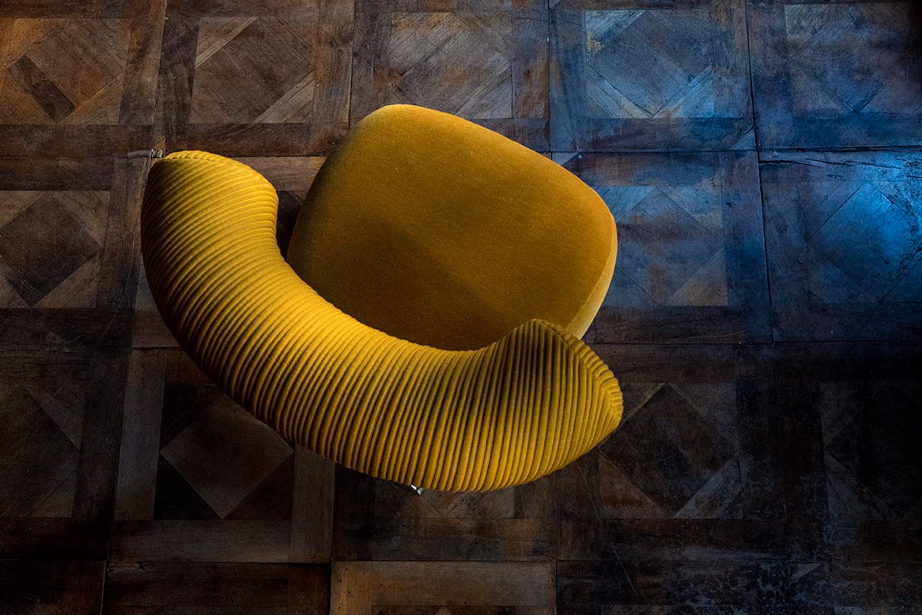 Мебель для гостиной итальянский стиль с откидной спинкой