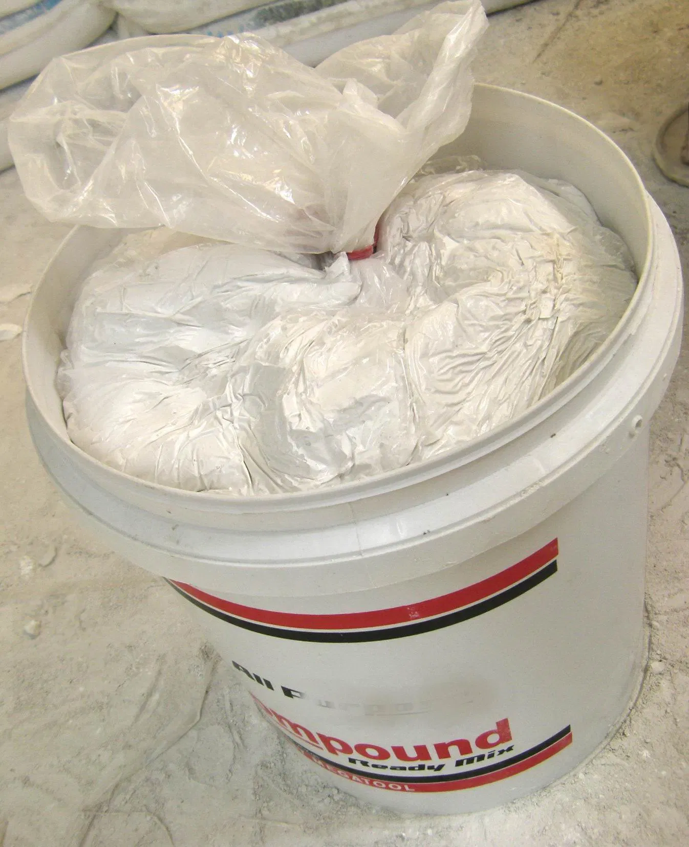 Premium Ready-Mixed Wall Putty for Effortless Surface Coating