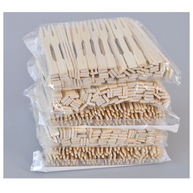 Factory Wholesale Disposable Fruit Prick Two Teeth Bamboo Fruit Fork Pastry Confectionery Bamboo Fork Stick