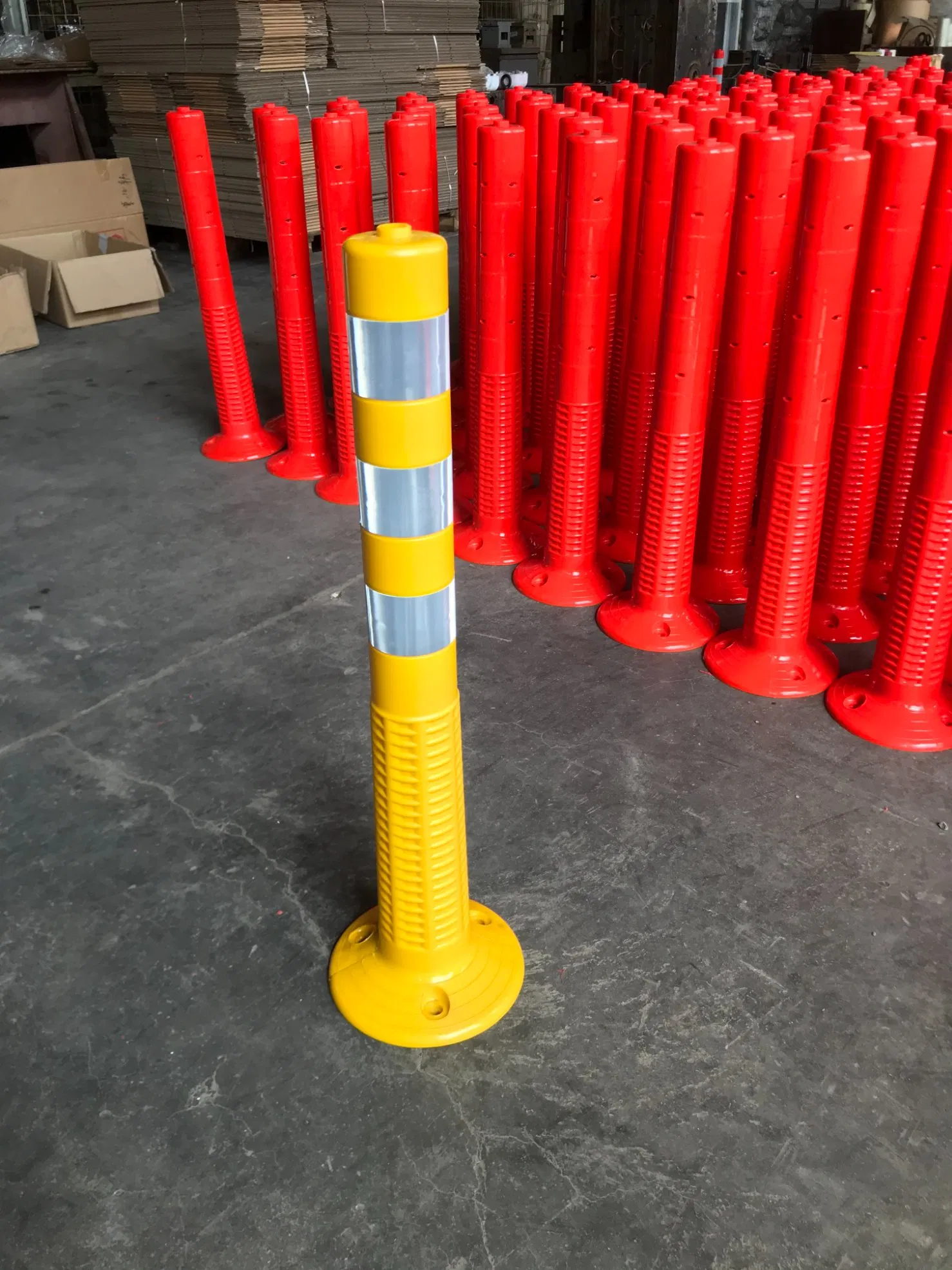 High Quality PU Spring Post Plastic Flexible Spring Warning Bollard Post