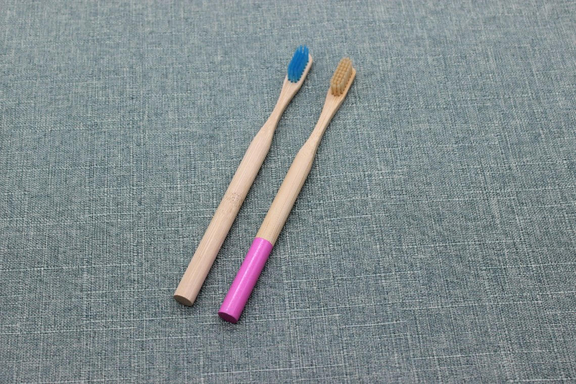 Different Shape Natural Bamboo Toothbrush Hand 05