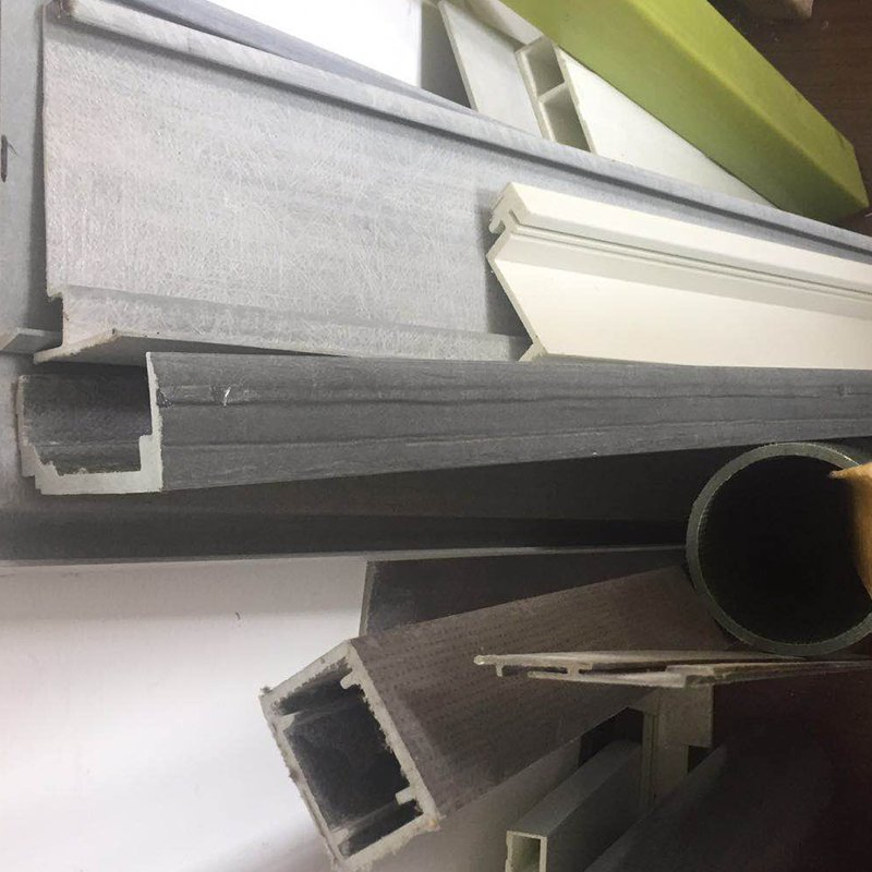 Manufacturer Supply High Strength Fiberglass FRP GRP Pultruded Round Tubes Pipes Fiberglass Composite Plastic Pultruded Profiles