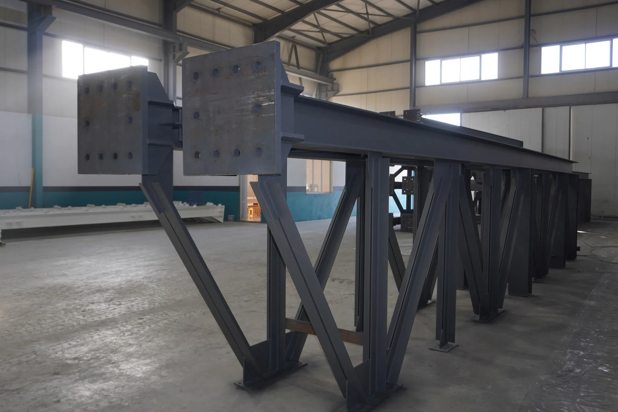 Customized Designed High Quality Columns and Beams Steel Structure