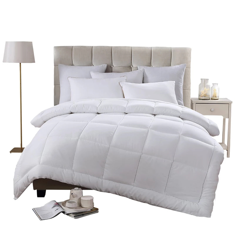 Luxury Cotton and Polyester Hollow Fiber Quilt for Hotel & Home
