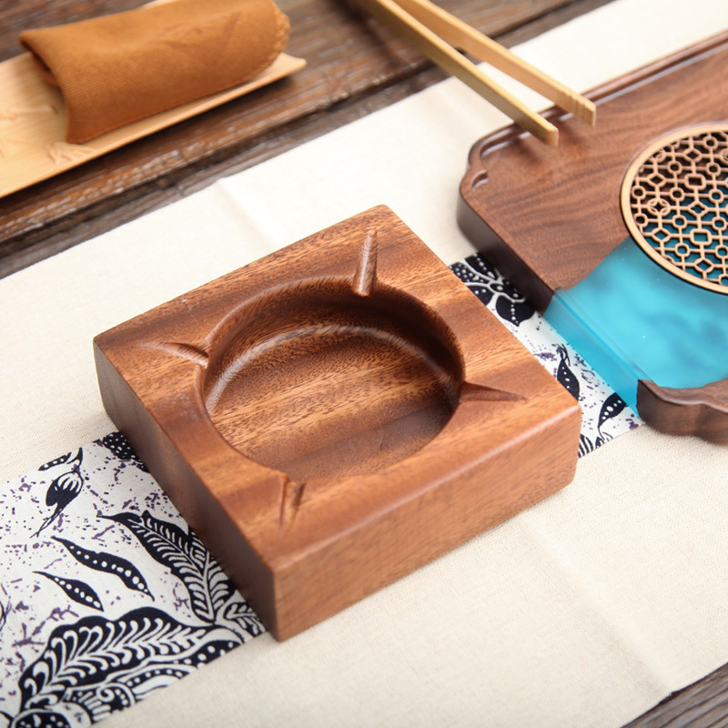 Creative Personality Walnut Wood Solid Cigar Ashtray 5inch Engraved Cigar Accessories Ashtray