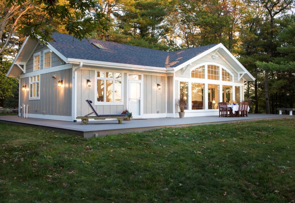 Eco-Friendly Anti-Slip Waterproof WPC Decking for Park Brushed Easily Aessembled Wood Plastic Composite Decking Decking