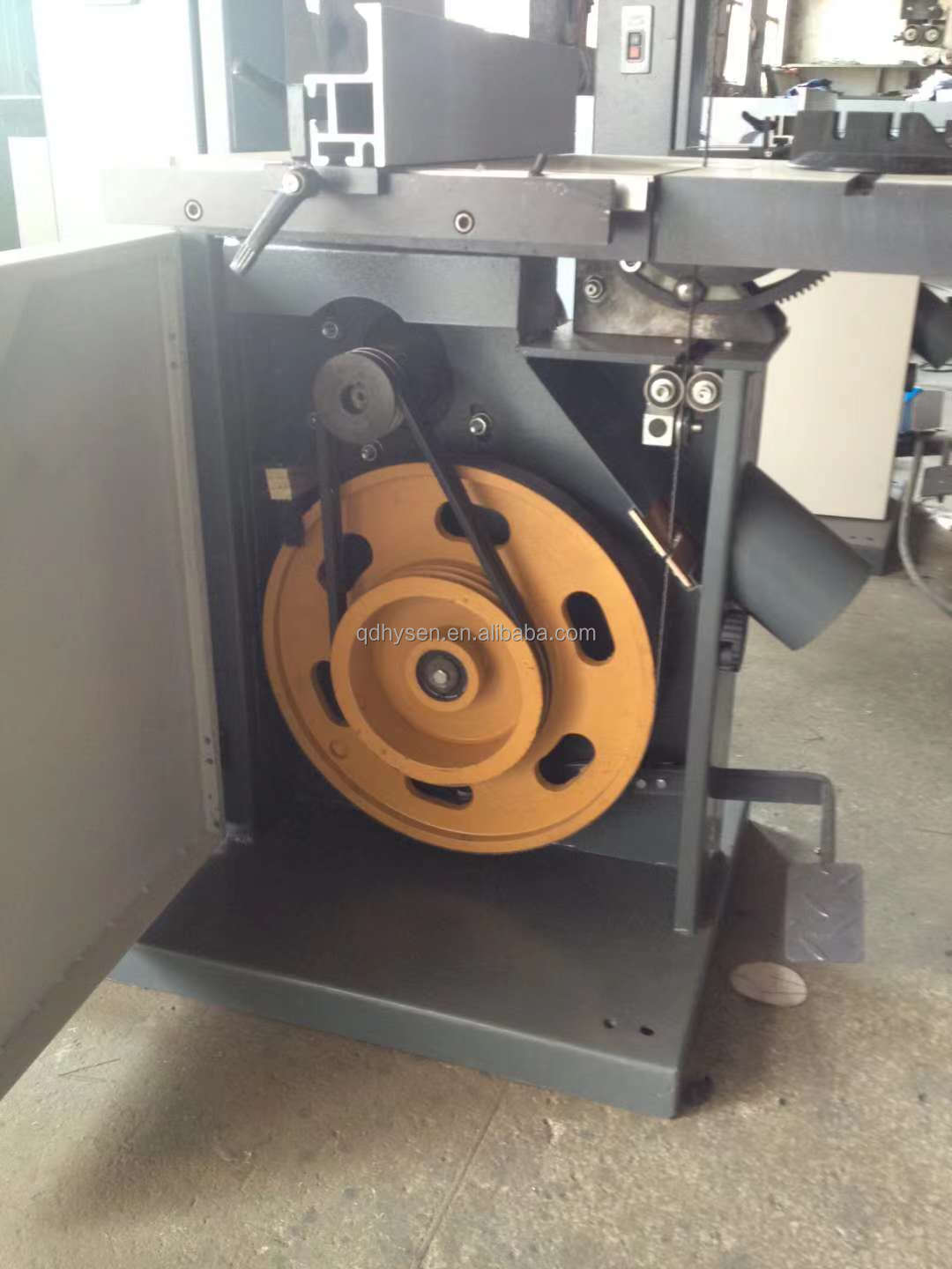 Станок ленточнопильный для фанеры