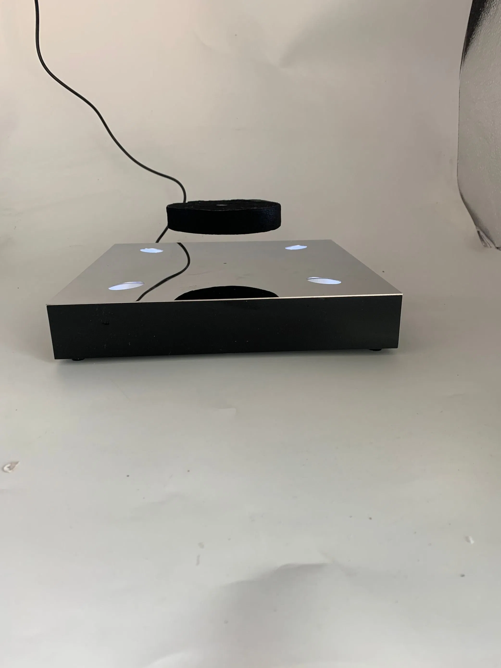 Square Base Customize Acrylic Magnetic Levitation 2kg with 4 LED Light Display Rack for Bottle Shoe