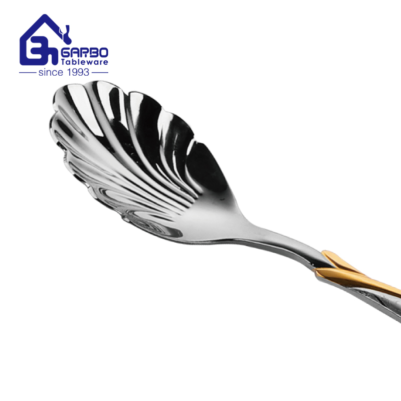 Wholesale High Quality 201/18-2 Stainless Steel Cutlery Set with Wooden Case