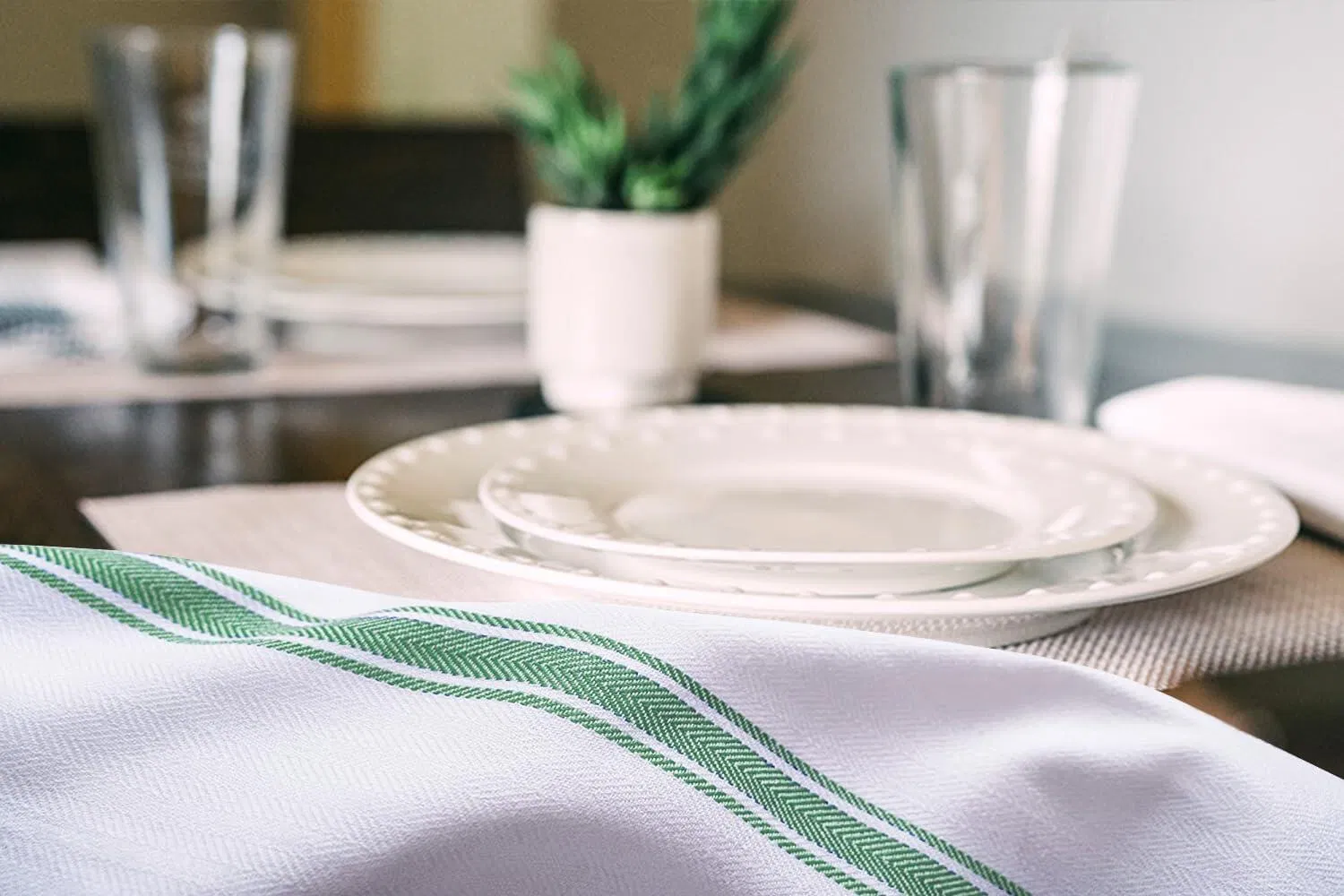 Premium Custom Color-Woven Kitchen Towel Set for Tableware