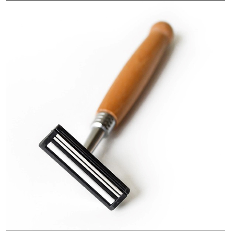 Wooden Handle Razor with Hotel Amenities for Guest Room