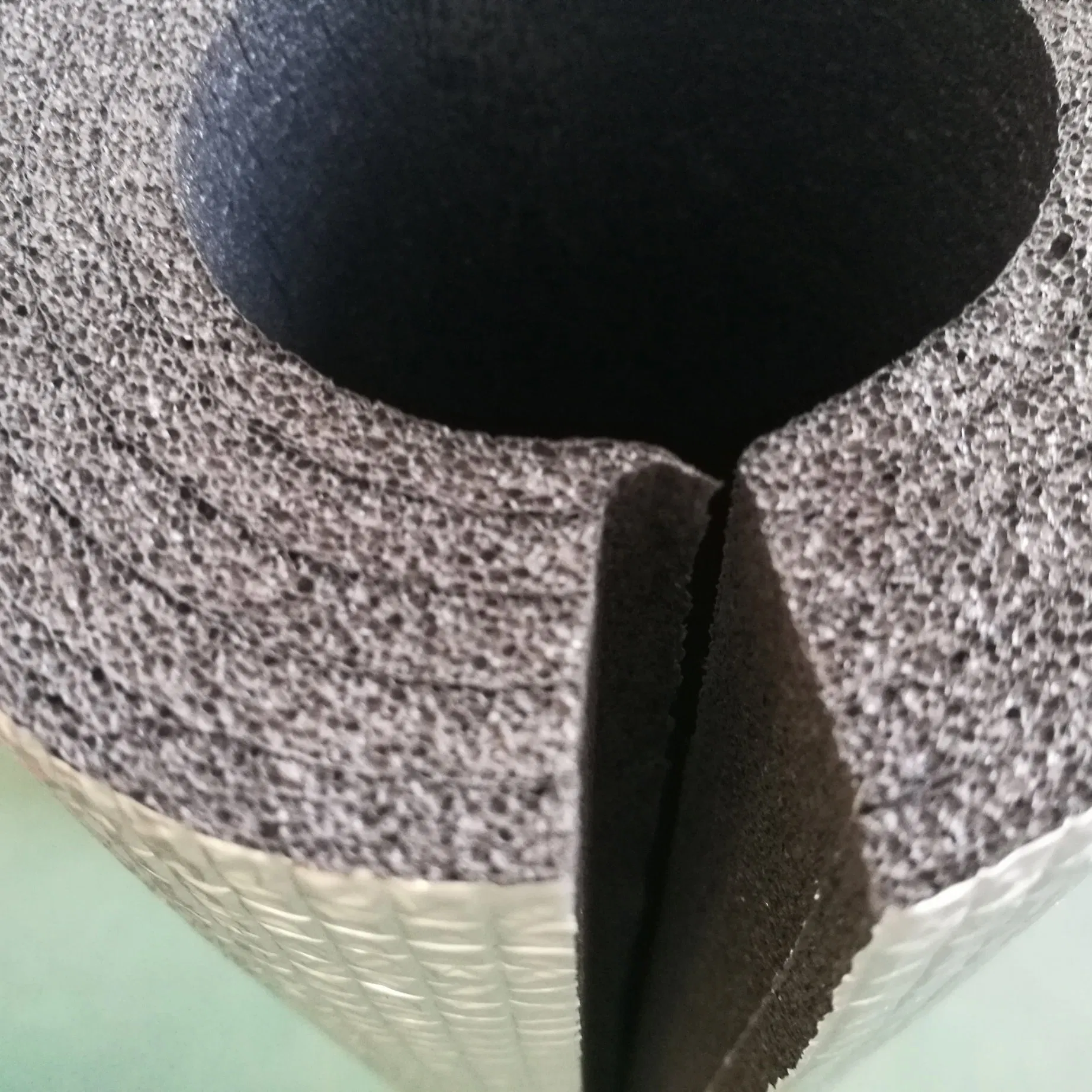 OEM ODM Heat Insulation Uniform Fine Cell XPE Foam Non Absorbent Packing Tube