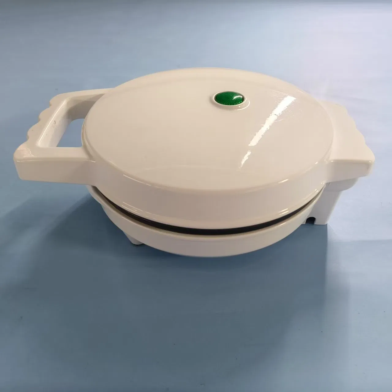 Compact and Portable Sandwich Maker Lightweight, Durable Great for Outdoor Activities