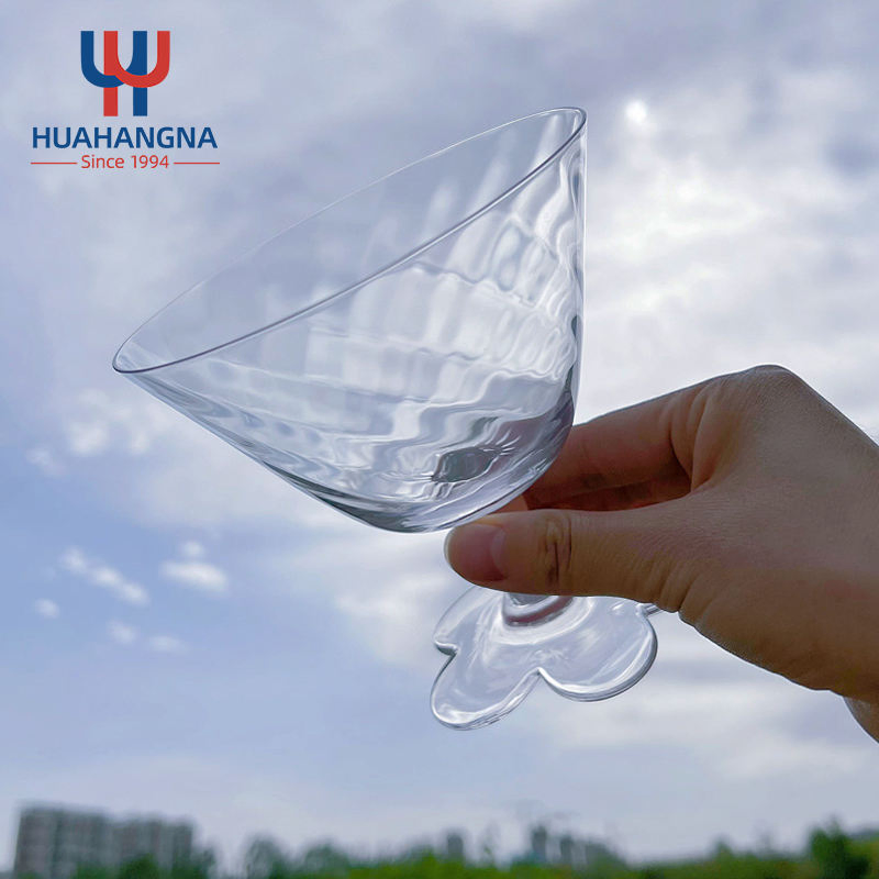 Huahang Handmade Dessert Bowl Custom Crystal Clear Flower Design Glass Ice Cream Cup
