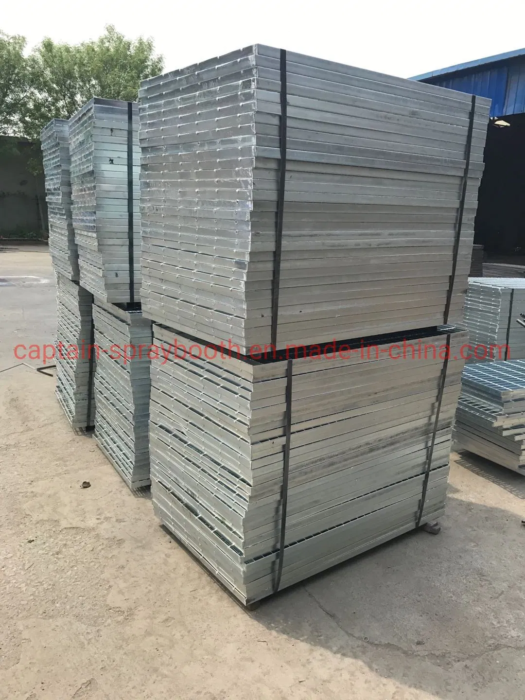 ISO Hot DIP Galvanized Steel Grate Wall Fence
