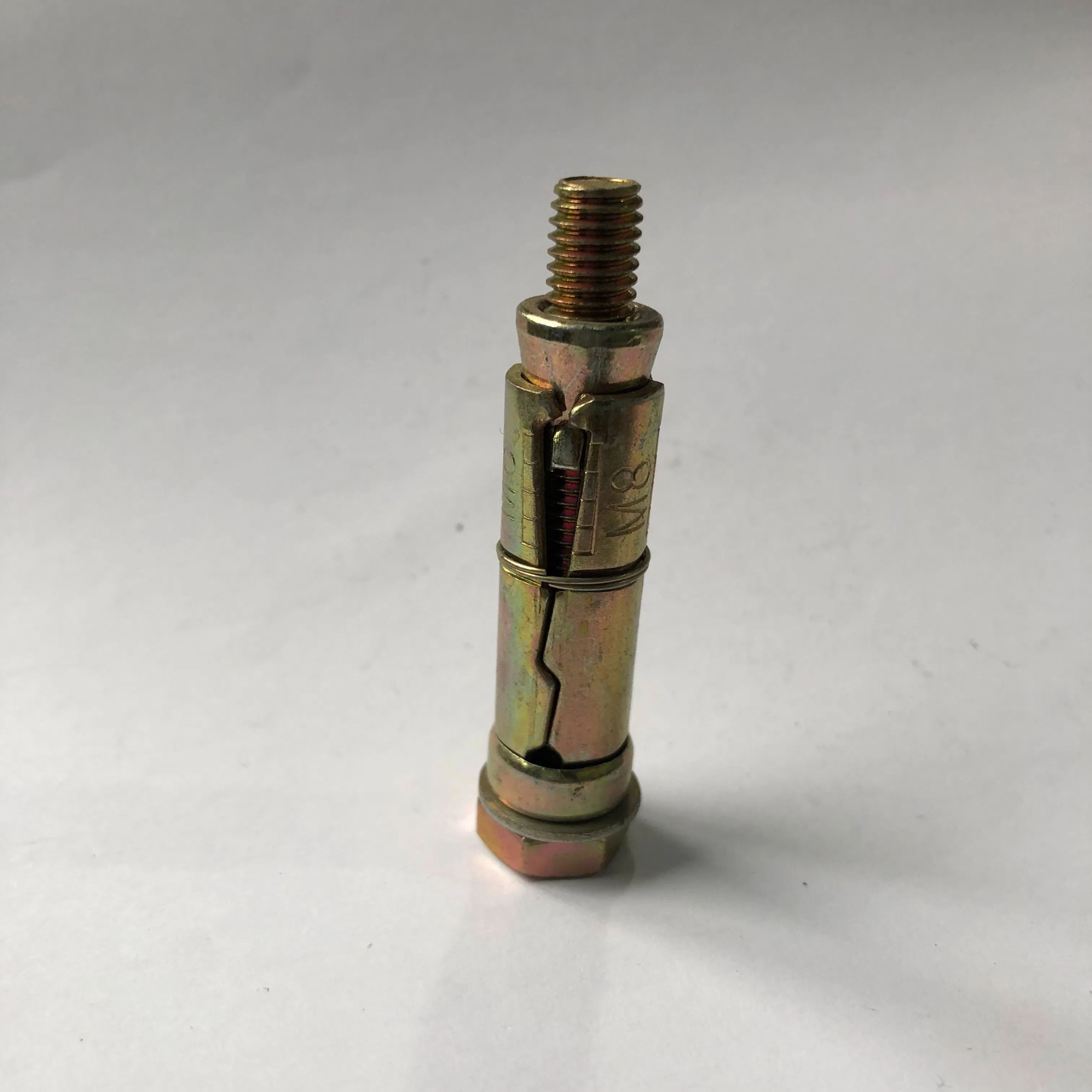 Анкерный болт оцинкованный высокопрочный