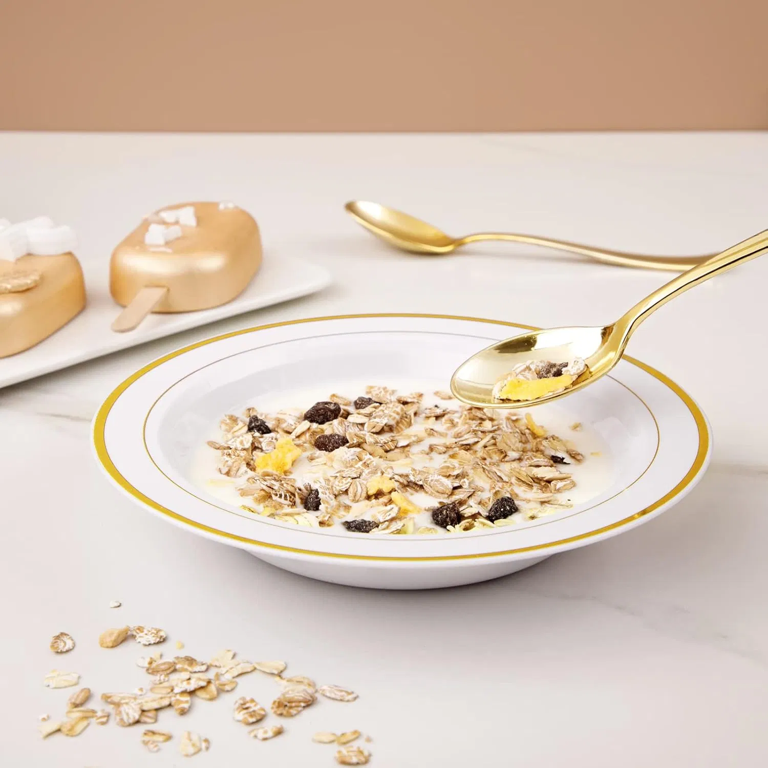 Gold Plastic Spoons 6.7 Inch Heavy Duty Plastic Spoons Heavyweight Gold Disposable Spoons for Parties & Weddings & Restaurants & New Year