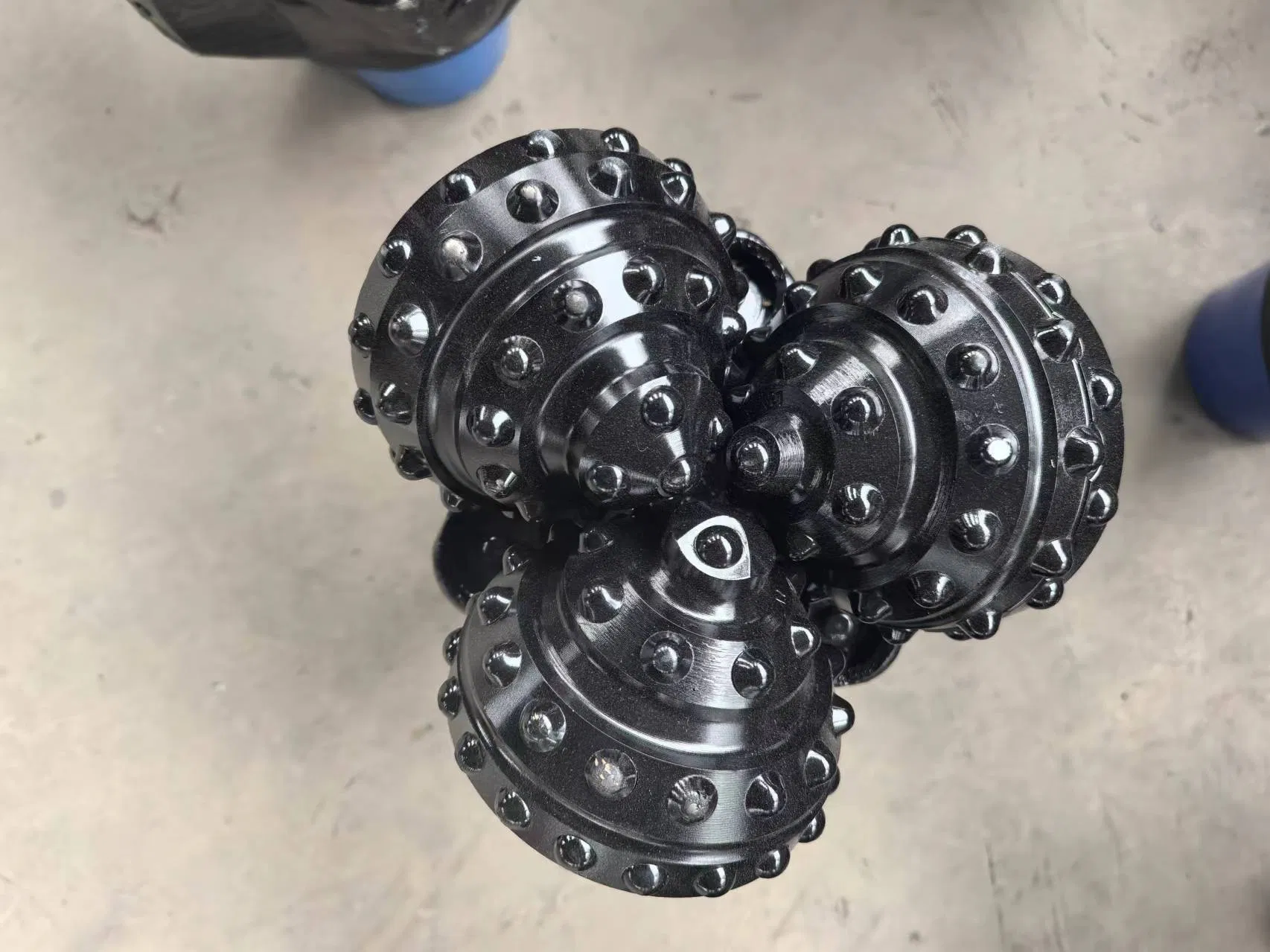 8 1/2", 215.9mm, IADC637r Tricone Drill Bit Factory Price API, Rock Drill Bit for Water/Oil/Gas Well Drilling