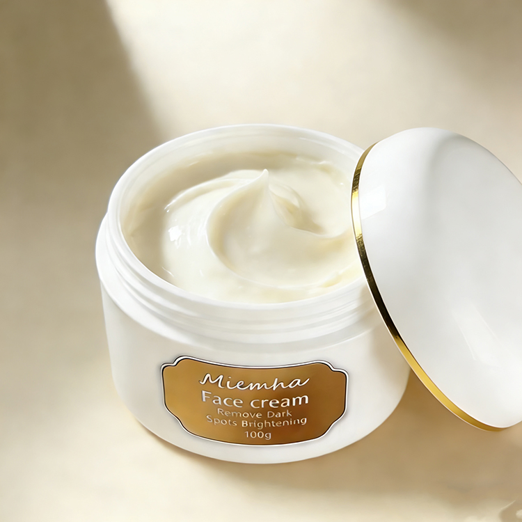 Moisturizing Skin Anti-Wrinkle Cream