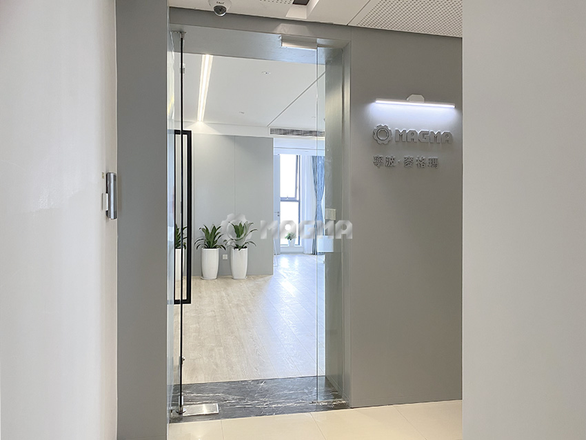 Инструмент для снятия задних фонарей Tesla Model 3