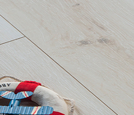 Ламинат ПВХ 12.3 мм с ручной брашировкой, U-фаска