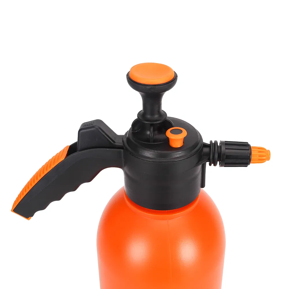 Garden 2L Pressure Agricultural Crop Pesticide Manual Pump Sprayer