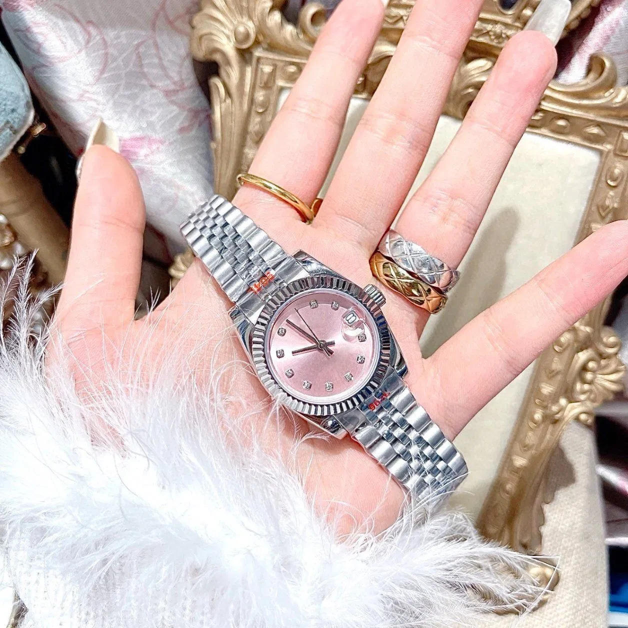 High-Quality 5A Grade Luxury Watch Replication, Customizable Features Watch