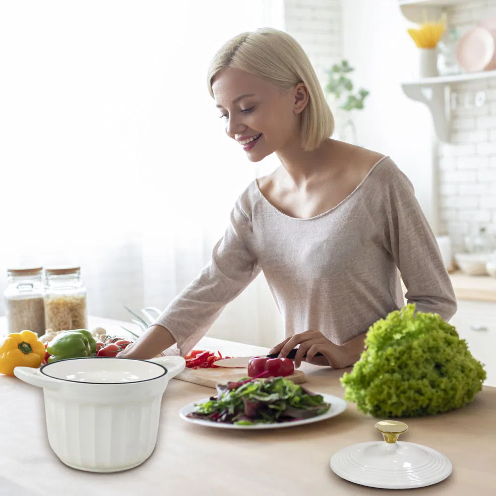 Чугунная эмалированная жаровня Cookwin, 2 кварты, белая