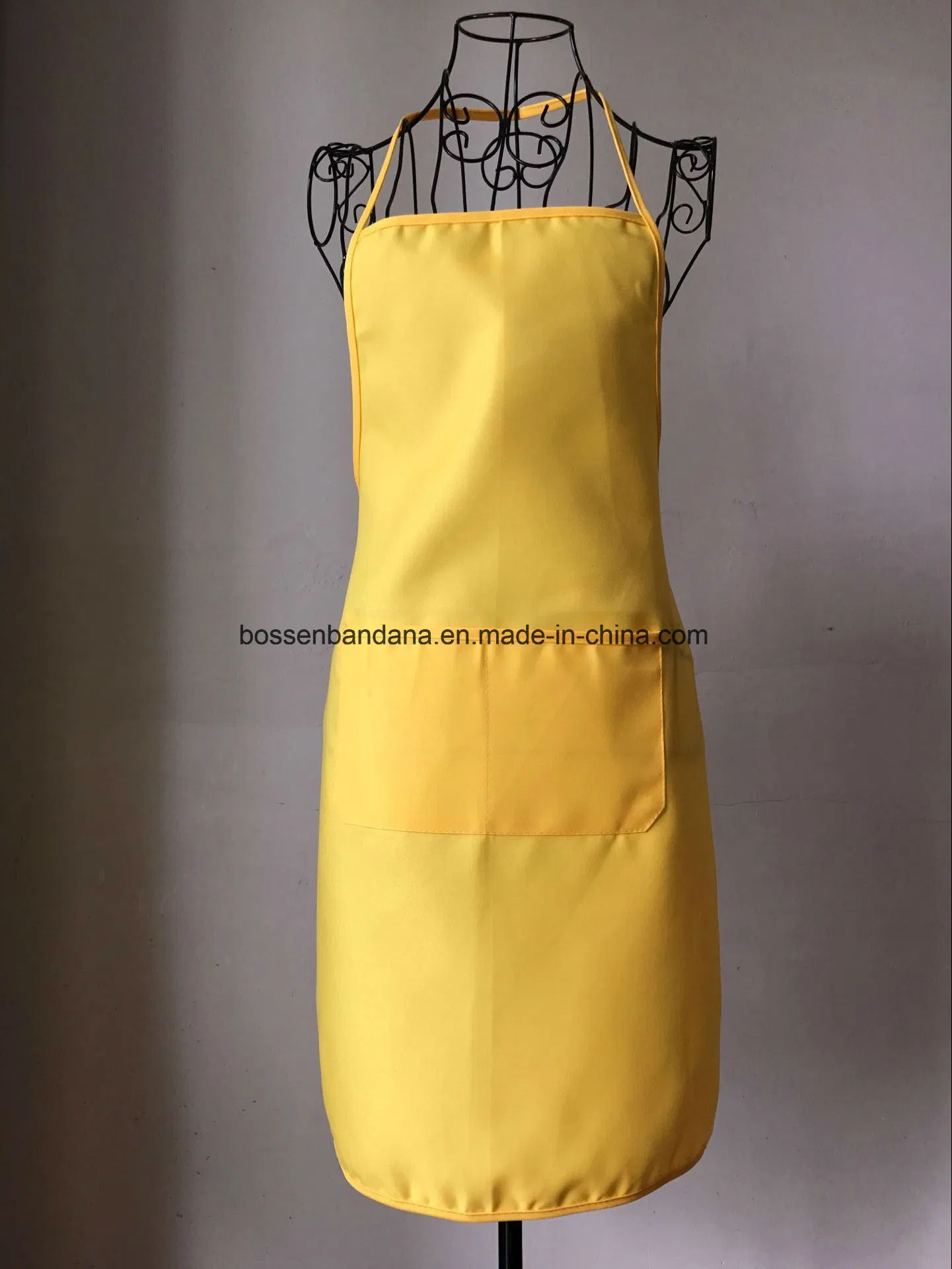 OEM Custom Color Logo Red PE PVC Promotional Cheap Bib Apron Manufacturer