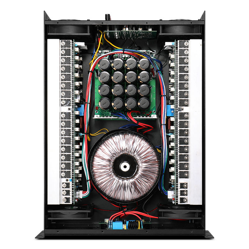 Профессиональный стерео усилитель 2x1500W