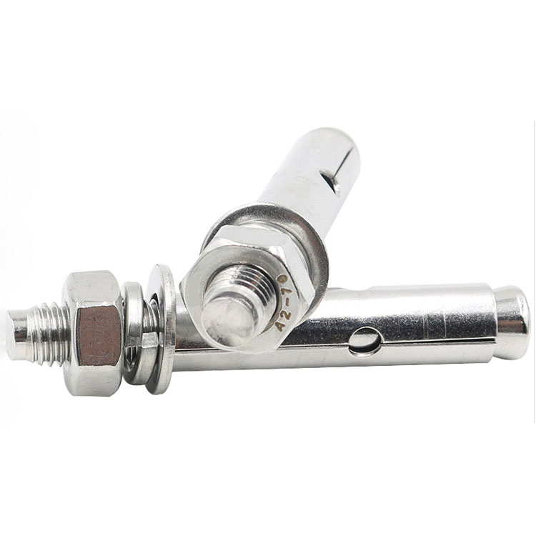 Анкерный болт с гайкой и шестигранной головкой