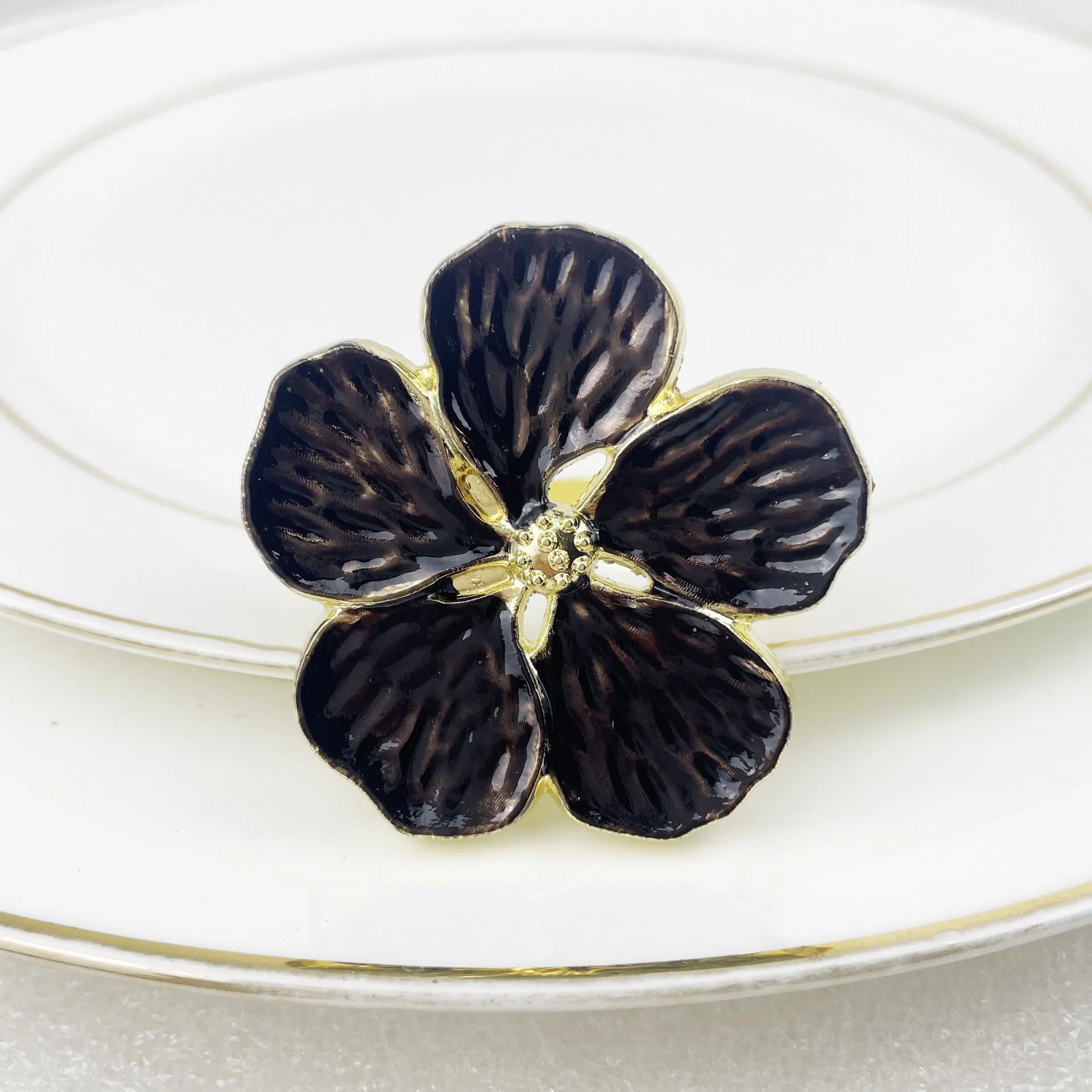 Wholesale New Features Floral Spring Collection Five Petal Flower Napkin Rings