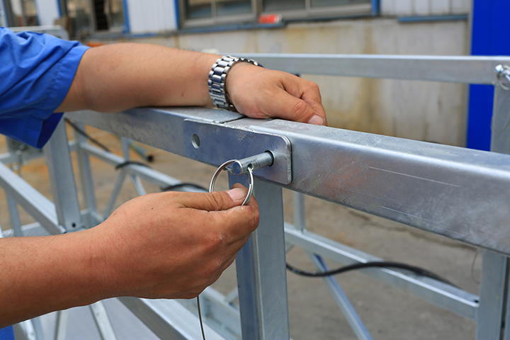 Zlp630 Pin Type Wire Rope Temporary Suspended Platform