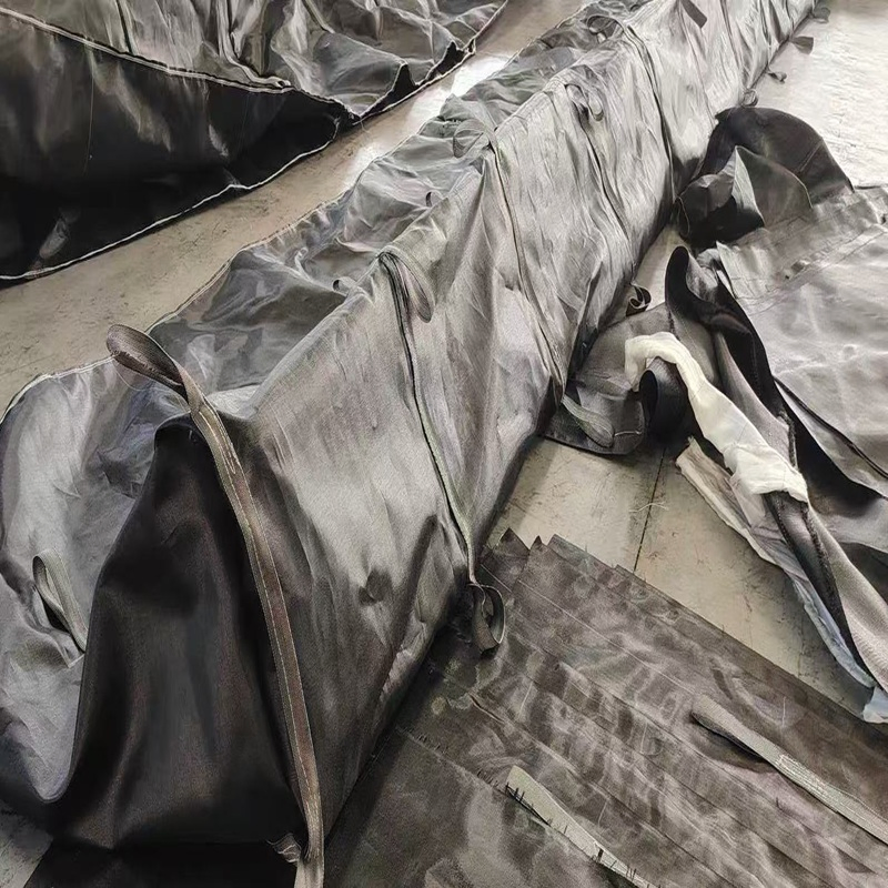 Quality Black PP Fabric Geobag for Construction and Sludge Management