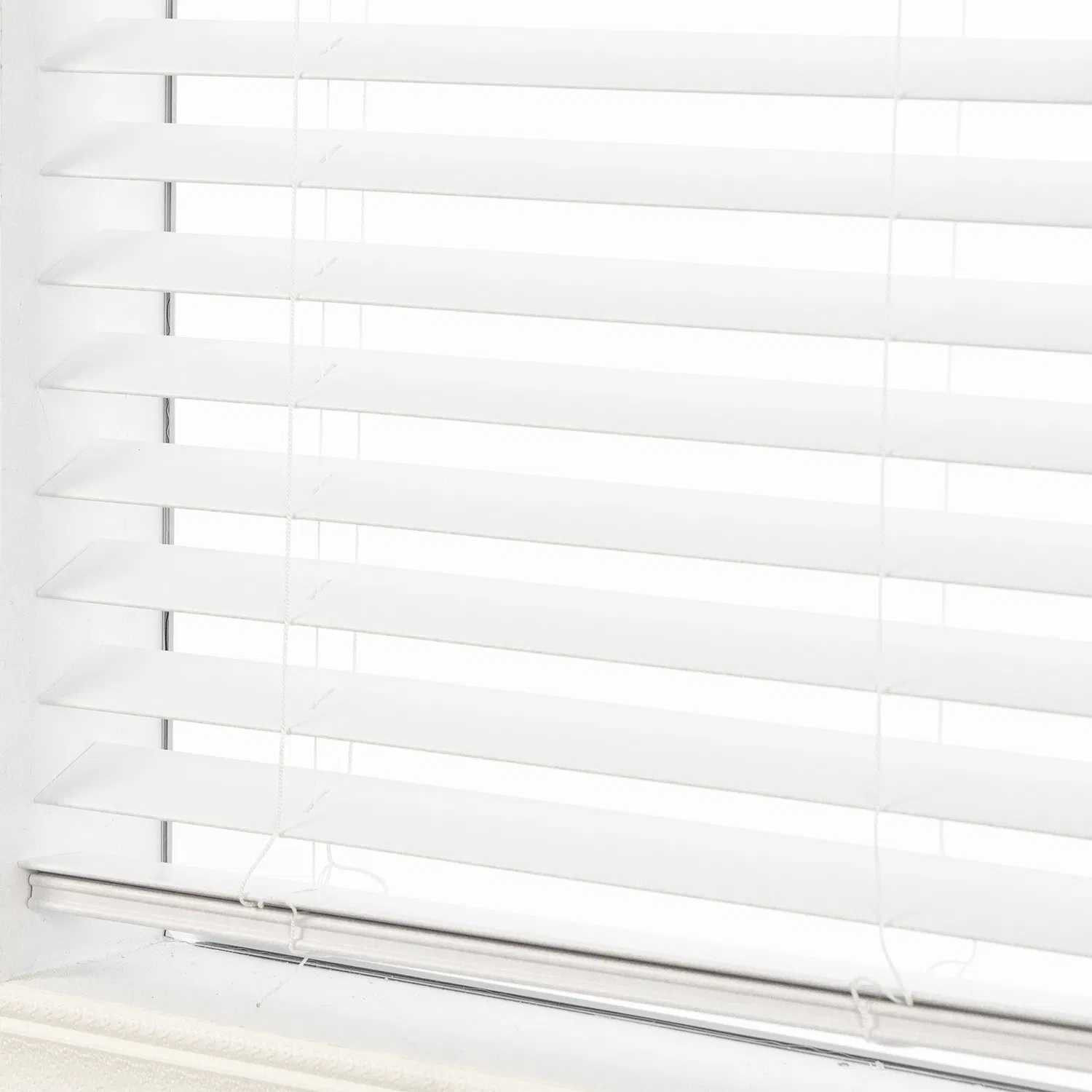 Zhuoyi Factory Price Wooden Window Shutters with Cordless Control Design