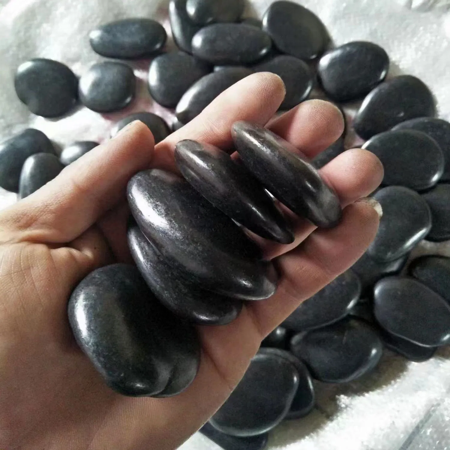 Garden Landscaping Pebbles High Polished Natural Red River Stones Polished River Rocks