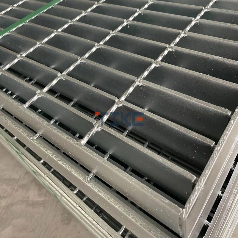 Q235 Outdoor Floor Drain Grate/Basement Carpark Driveway Bar Grating