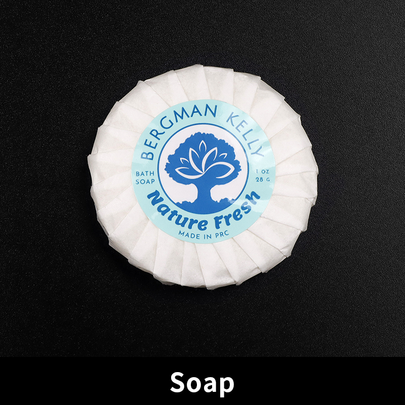 Luxury Hotel Disposable Set Can Be Customized Toothbrush Toothpaste Comb Shampoo.