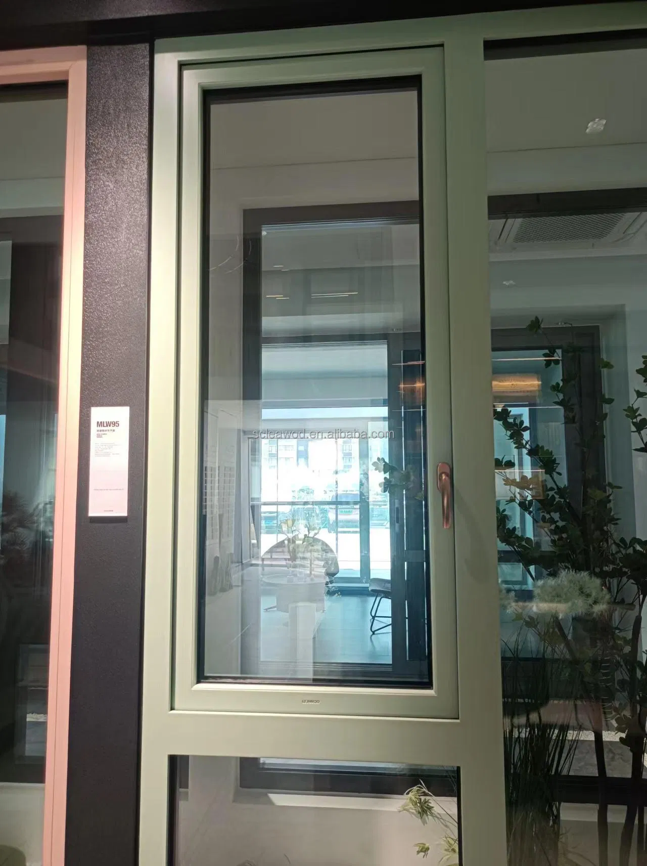 Thermal Break for Energy Efficiency Oak Clad Aluminum Window for Villa Project