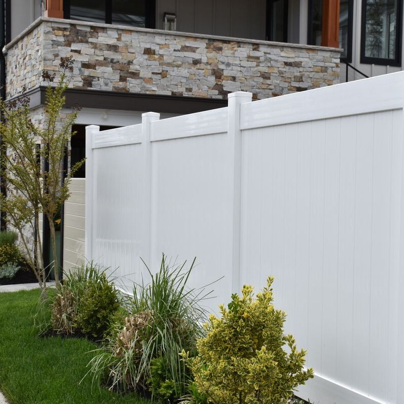 Durable & Low Maintenance Vinyl Fences