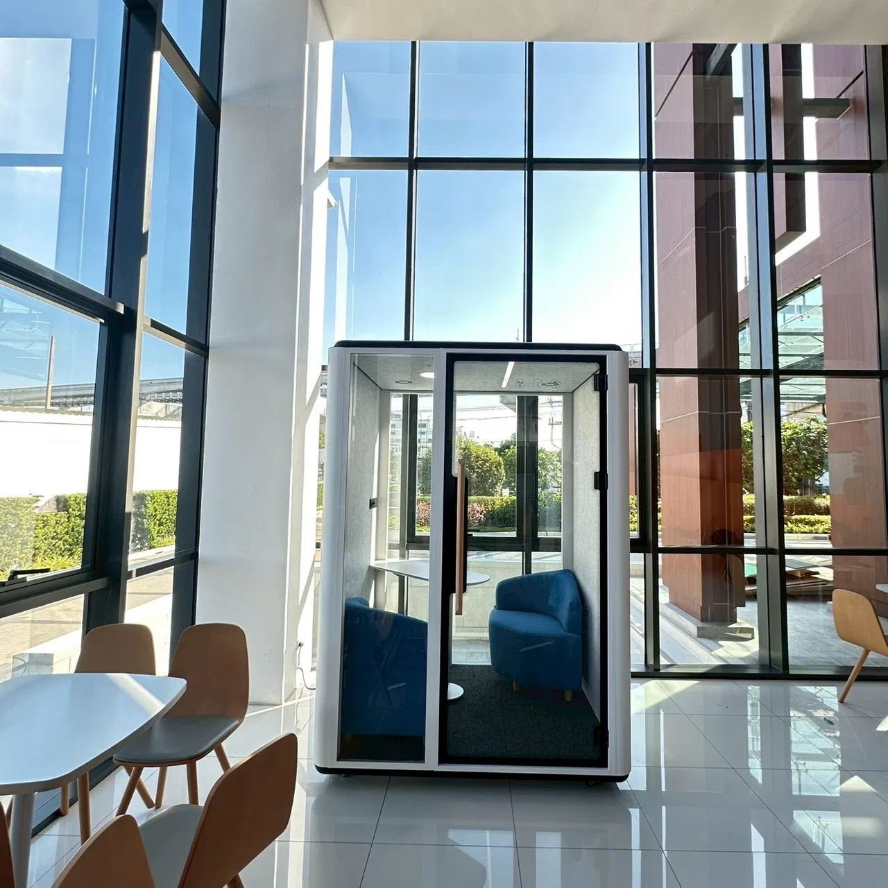 Hot Selling Prefabricated Movable Silence Meeting Pod for Office or House Use